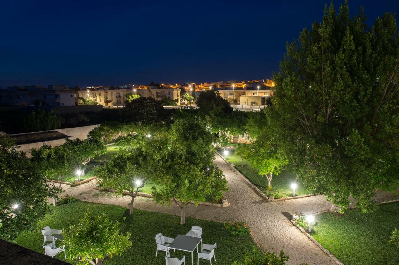 Villa Starace - Appartamento Romantico Sannicola Exterior foto